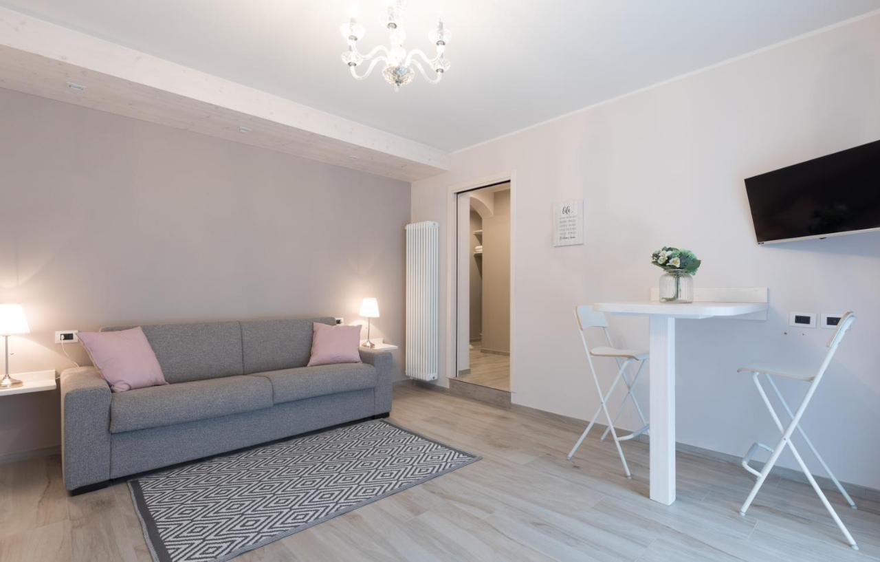 Rogolo Residenza Conca Verde B&B La Suite מראה חיצוני תמונה